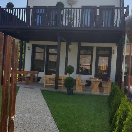Бялата Къща Hotel Chakalarovo Buitenkant foto