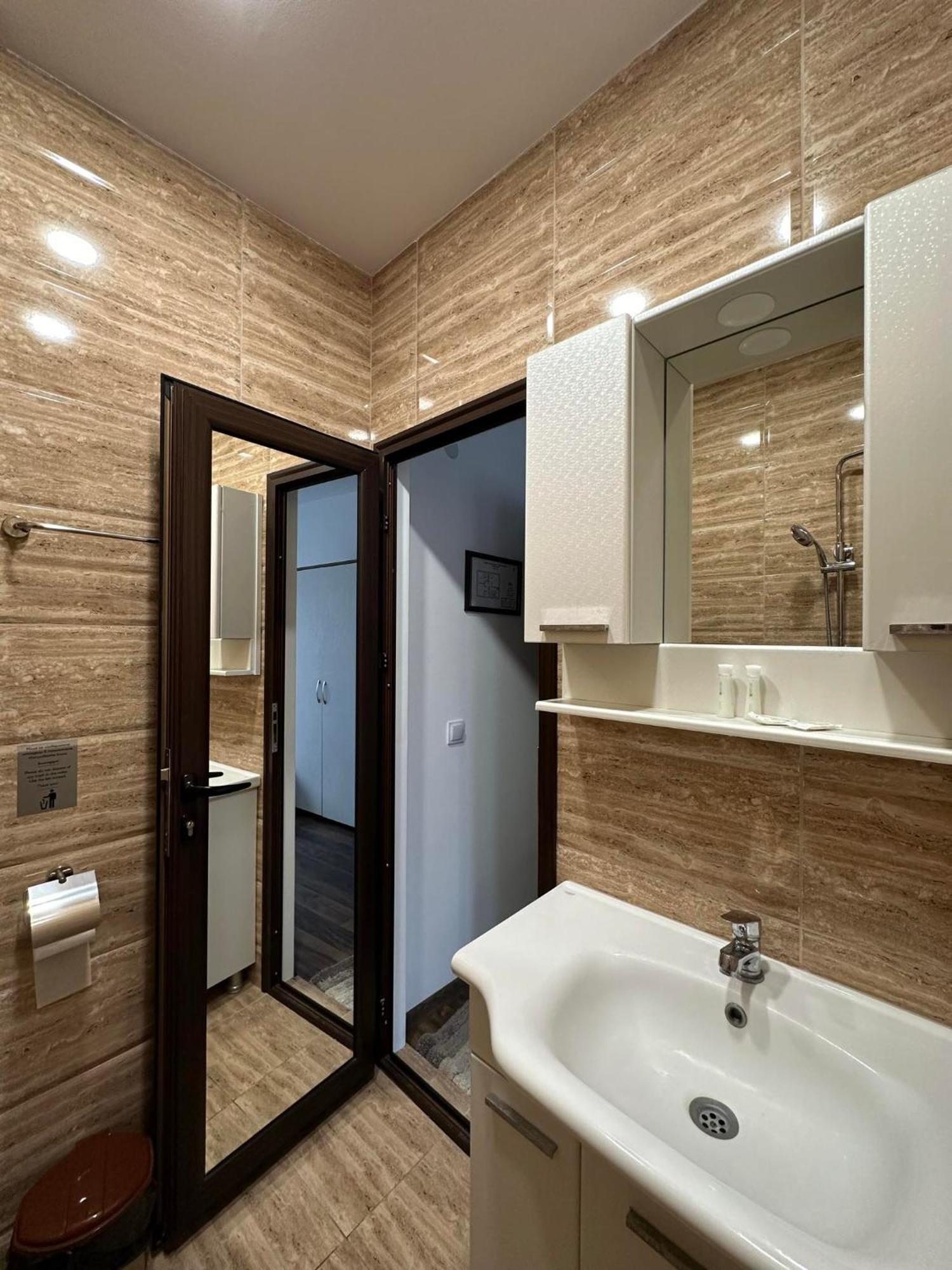Бялата Къща Hotel Chakalarovo Buitenkant foto