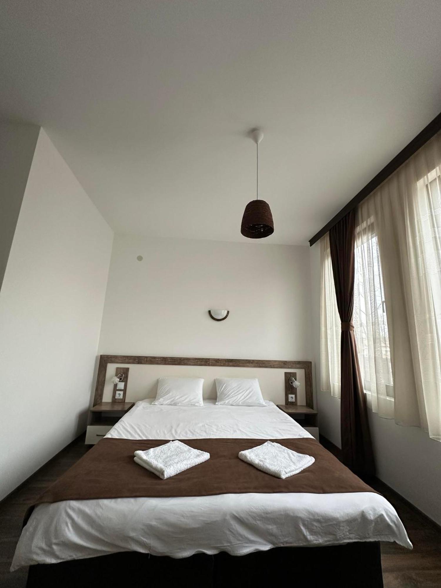 Бялата Къща Hotel Chakalarovo Buitenkant foto