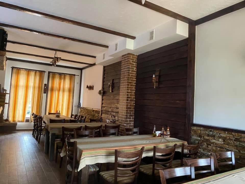 Бялата Къща Hotel Chakalarovo Buitenkant foto