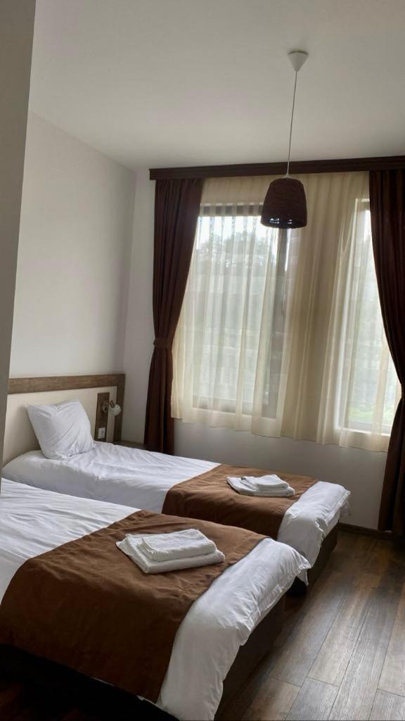 Бялата Къща Hotel Chakalarovo Buitenkant foto